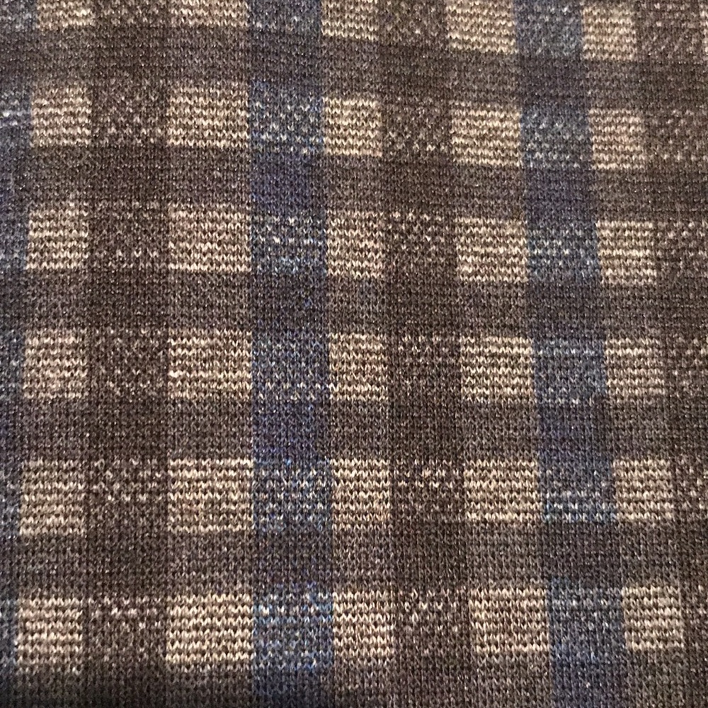 Max Studio Black, Gray, Navy Plaid Pencil Skirt XS - Picture 4 of 5